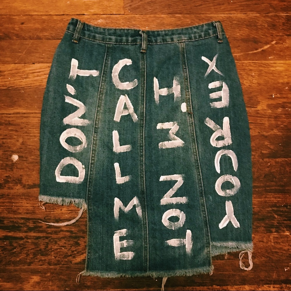 Asymmetrical jean skirt - Picture 2 of 2